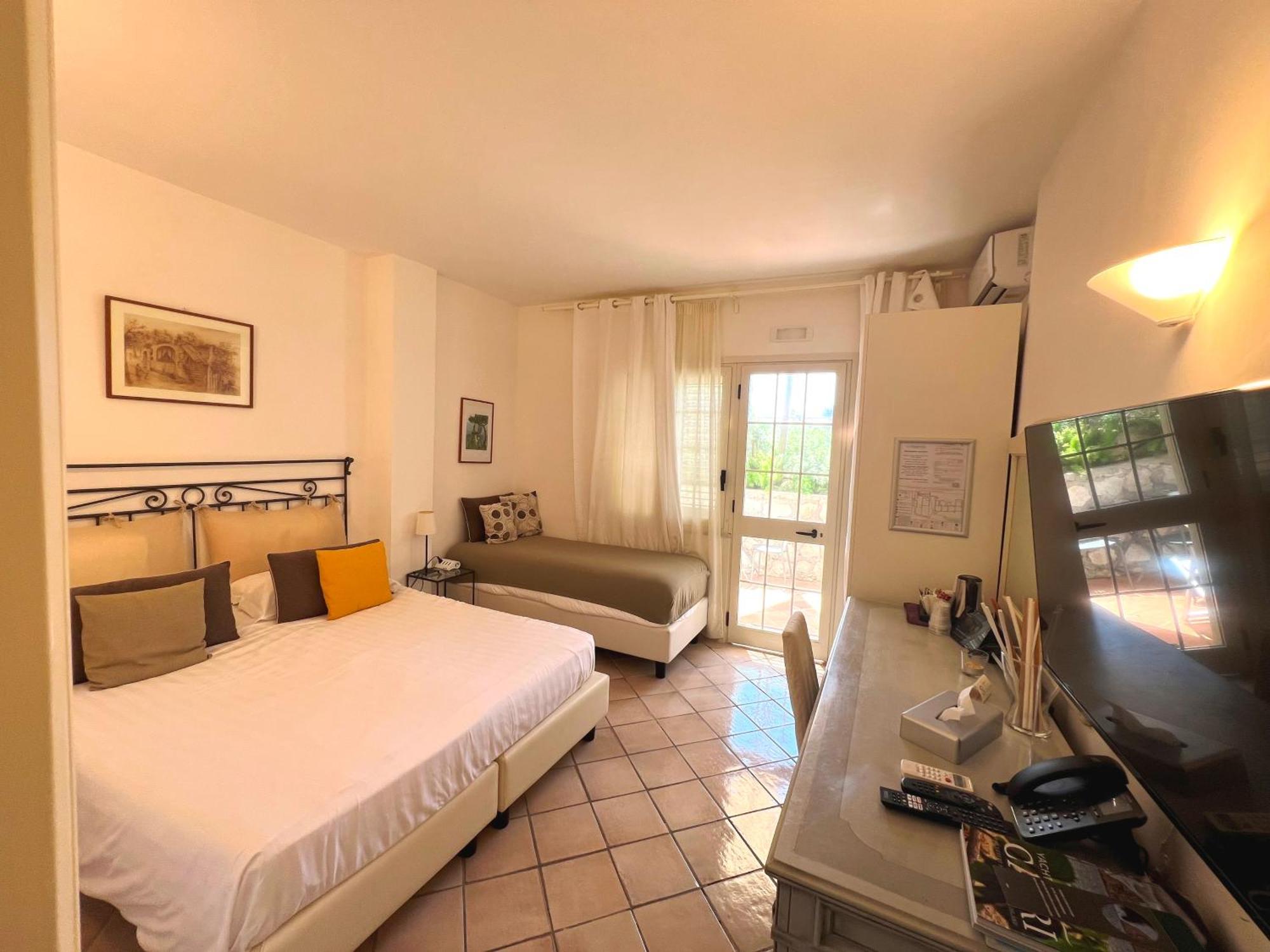 Standard Triple Room,1601680834:JPEG